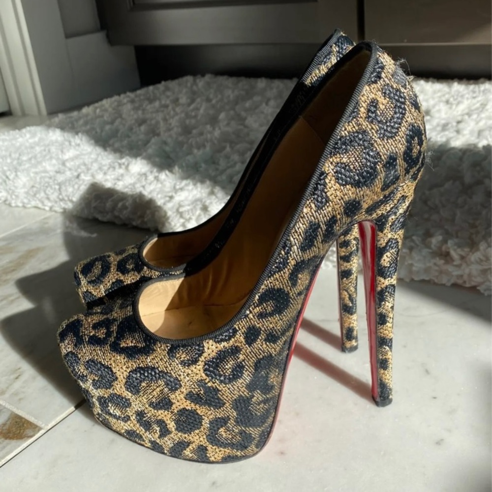 Christian Louboutin Daffodile Jacquard Leopard